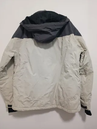 Pantalones y chaqueta de esquí gris ✅