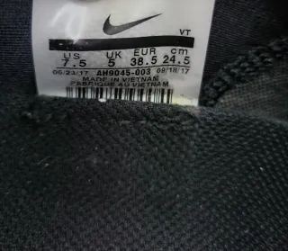 Zapatillas Nike Air Vapormax Negro Dorado