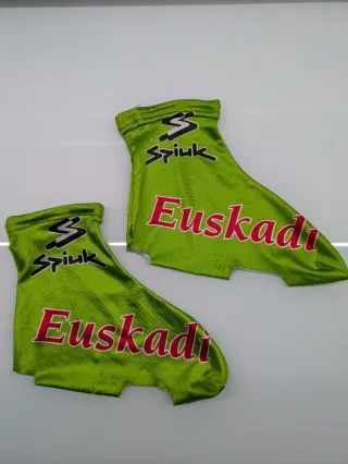 Cubre zapatillas contrarreloj Euskadi spiuk
