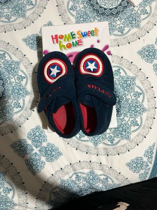 Zapatillas Capitán América Talla 28