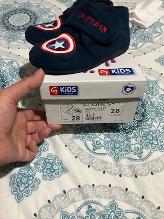 Zapatillas Capitán América Talla 28