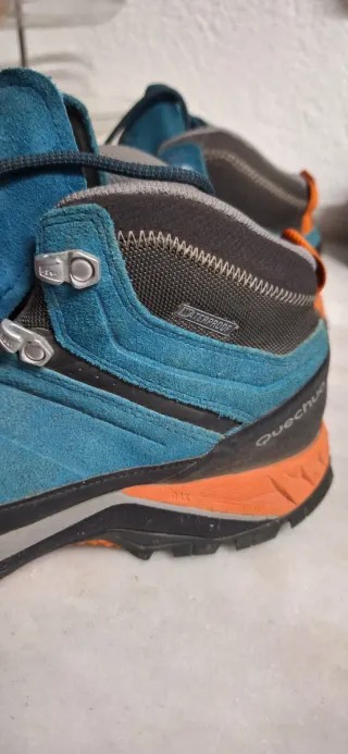 Botas trekking Quechua 500