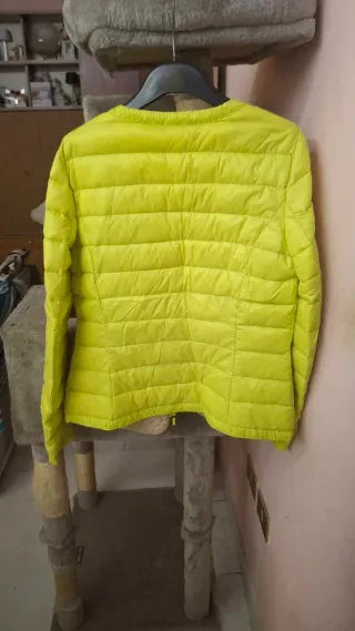 Piumino Benetton giallo