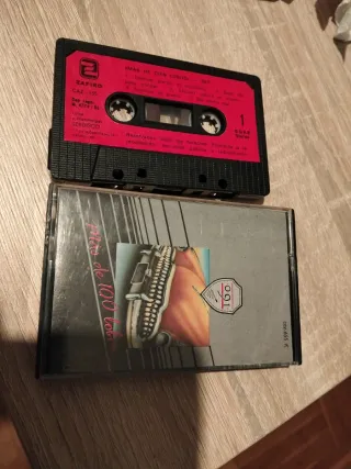 Casete Mas de 100 Lobos Rock 1986