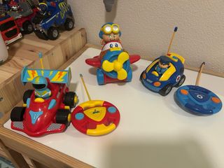 Coche teledirigido y mando