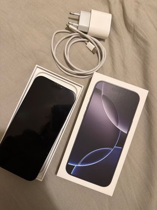 iPhone 16 Pro Max 512 GB Titanio Nero