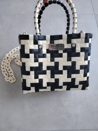 Bolso Muntané Bcn Negro y Blanco