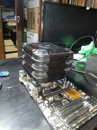 Placa Base Gigabyte GA-Z97-HD3 + CPU + Disipador