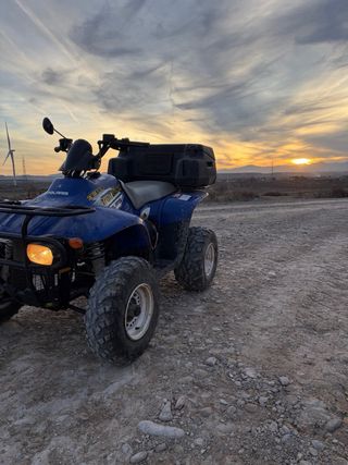 Quad Polaris 330 Trail Boss con enganche