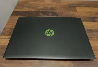 Portátil Gaming GTX1650 + Base Refrigeradora