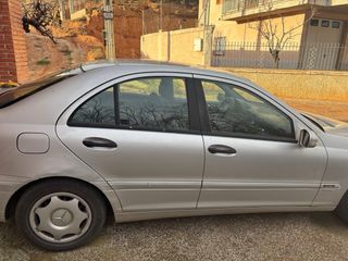 Mercedes-Benz Clase C 2002