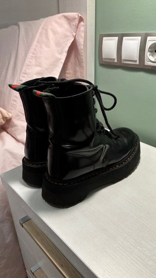 Botas militares negras