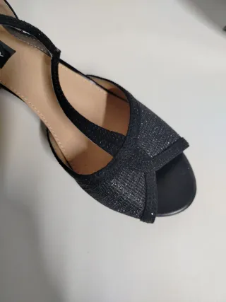 Zapatos de fiesta negros