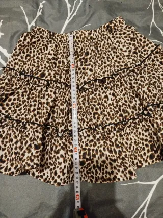 Falda niña animal print volantes