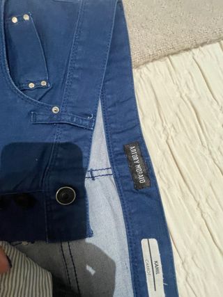 Pantalón de caballero azul