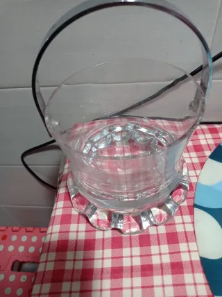 Cubiteras de cristal con asa metálica