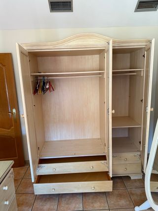 Armario juvenil 3 puertas madera