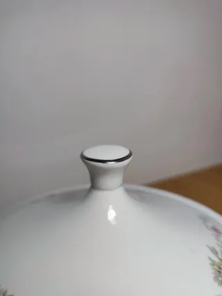 Sopera de Porcelana Fina