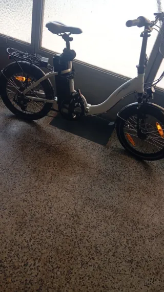 Bicicleta Eléctrica N C M Plegable Blanca