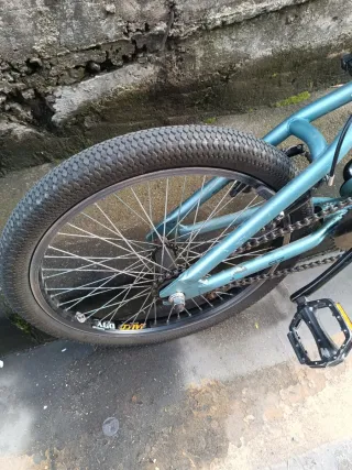 Bicicleta BMX Azul