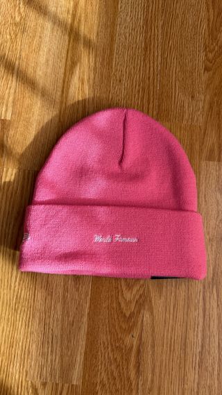 Gorro Supreme Rosa New Era FW25