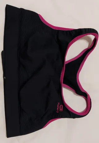 Conjunto deportivo: sujetadores y calcetines