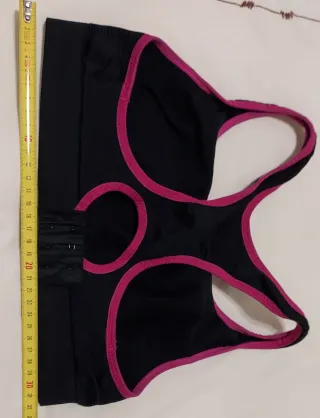 Conjunto deportivo: sujetadores y calcetines