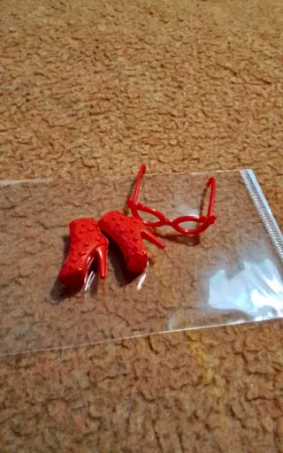 Zapatos y Gafas para Muñecas