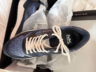 Zapatillas Michael Kors estampado Azul y Blanco