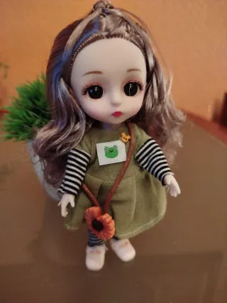 Mni muñeca articulada