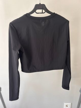 Camiseta negra Stradivarius manga larga Talla L