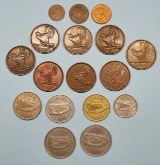 17 monedas de Irlanda diferentes