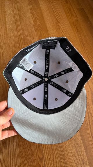 Gorra Supreme x New Era Cáncer Mama