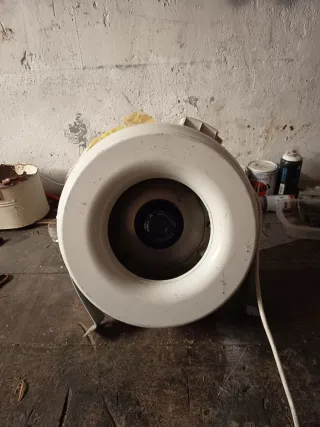 Extractor de aire industrial