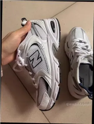 New Balance 530 Talla 39.5 Blanco/Plata/Azul