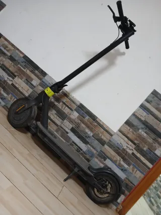 Patinete Eléctrico Negro