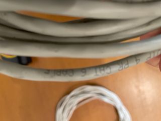 Cables Ethernet y Antena