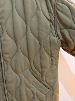 Chaqueta acolchada verde militar