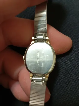 Reloj Orient Dorado y Blanco