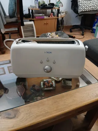 Tostadora blanca L-CRON
