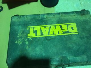 Martillo Rotativo DeWalt con Accesorios d25600k