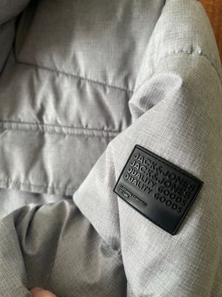 Abrigo Jack&Jones gris hombre