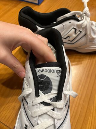 Tenis New Balance 550 Blanco y Negro Talla 42