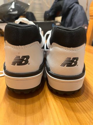 Tenis New Balance 550 Blanco y Negro Talla 42