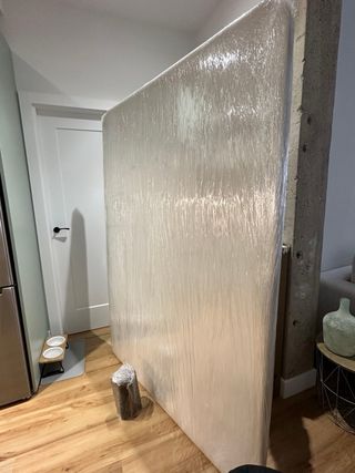 Base tapizada 1,35x1,90m con patas