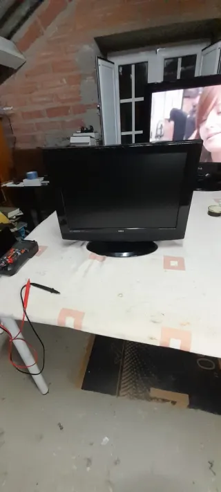 Televisor OKI V19A PH