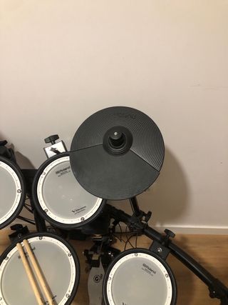 Bateria ROLAND TD1 electrica.