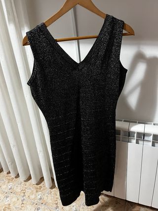 Vestido fiesta negro con brillo