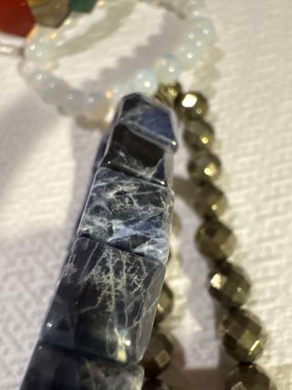 Pulseras de piedras naturales