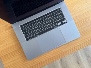 MacBook Pro 16” 2019 - Intel i9 2,3 Ghz - 1 TB SSD